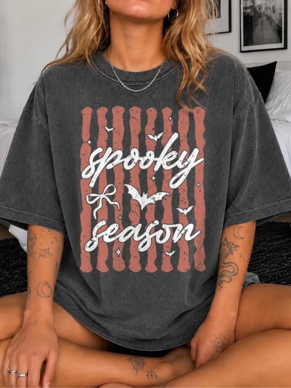 Comfort Colors Pepper Spooky Season Graphic Tee Like New